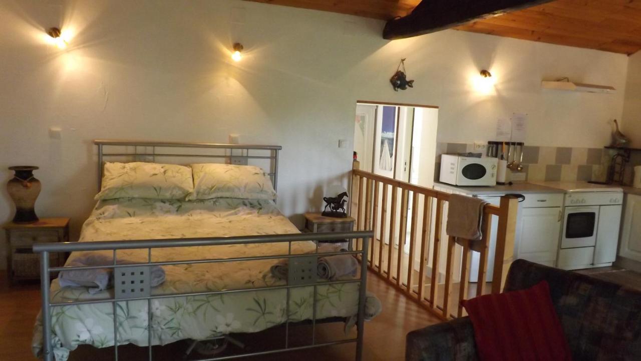 Breesfalt Gite Accomodation Villa Maisonnais-Sur-Tardoire Eksteriør bilde