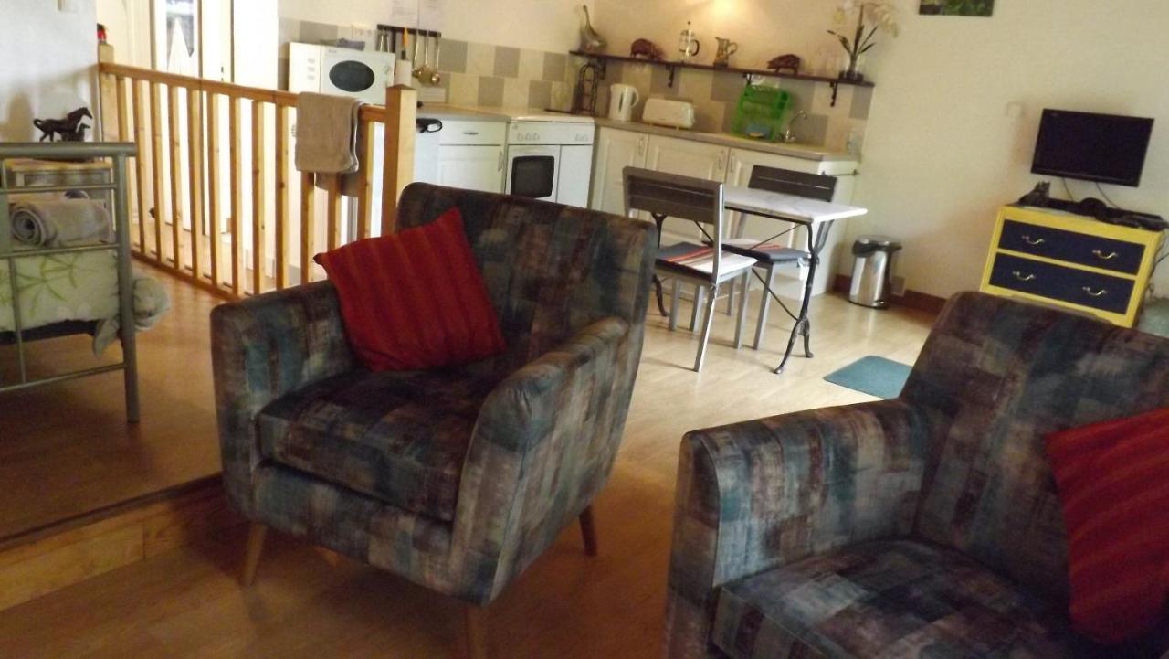 Breesfalt Gite Accomodation Villa Maisonnais-Sur-Tardoire Eksteriør bilde